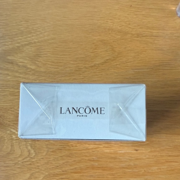 Lancome Idole Le Parfum - 1.7oz brand new in box - Picture 2 of 5